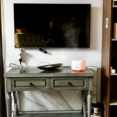 Golden Nest B25 Хотел 5*