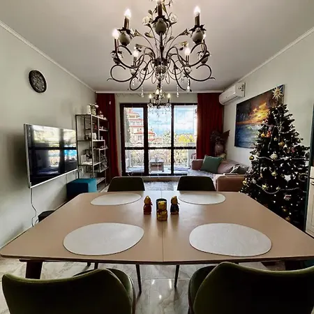 فندق Golden Nest B25