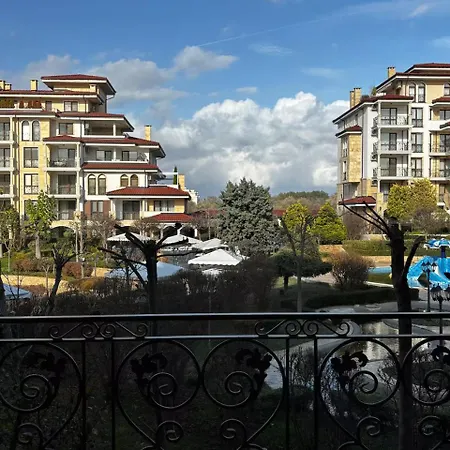 Golden Nest B25 فندق نيسيبار